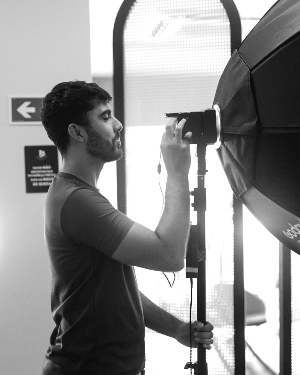 Instagram post from kimerafilmes_. This post is in position 6.